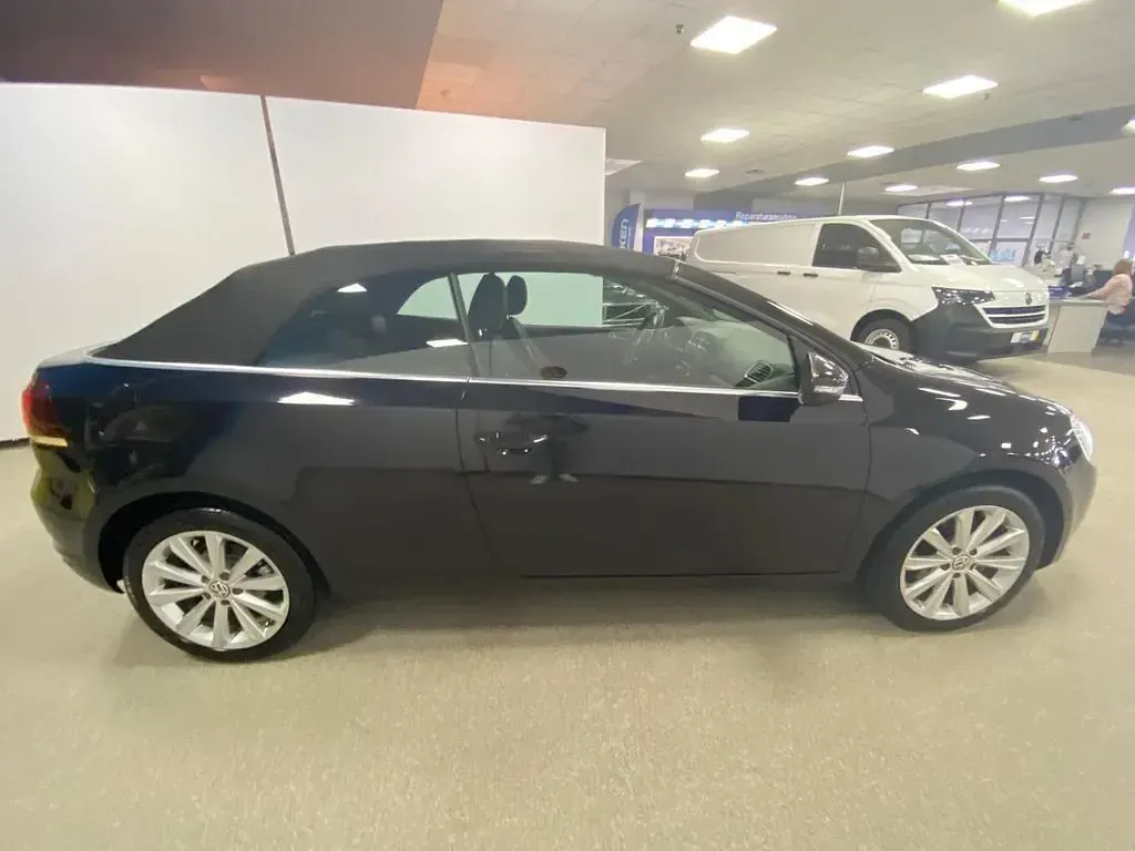 Gebraucht VW Golf 105 PS (77 kW) 2011 Schwarz Cabrio