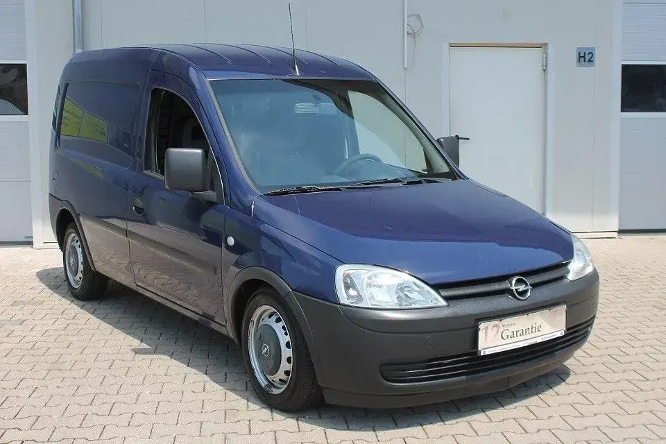 Gebraucht Opel Combo 75 PS (55 kW) 2010 Blau Van / Kleinbus