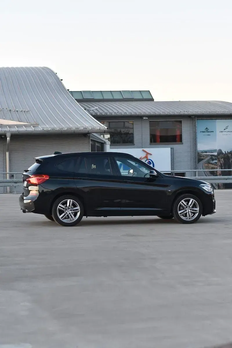 Second-hand BMW X1 M Sport 193 CP (141 kW) 2019 Negru SUV