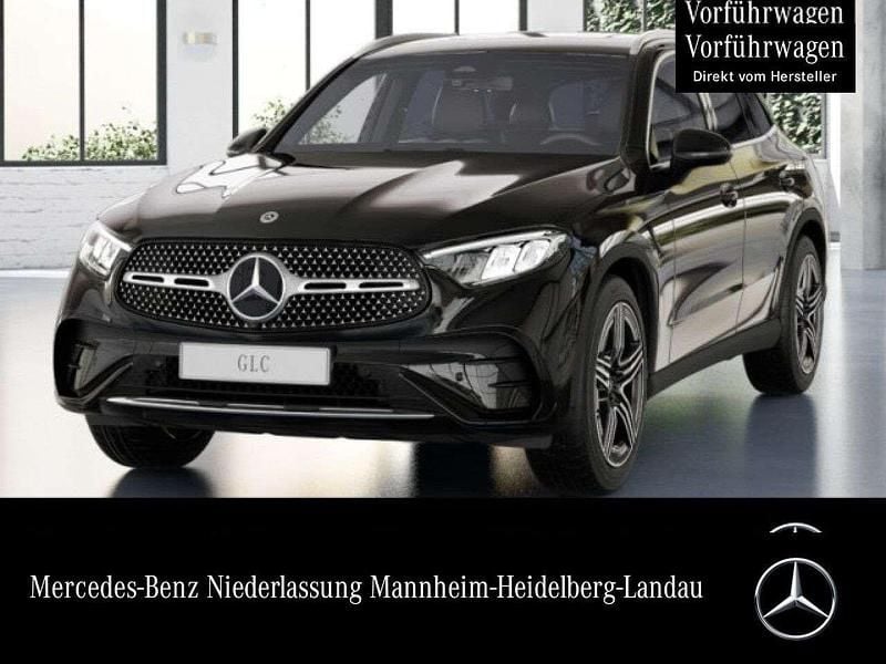 Hightechsilber Gebraucht 2024 Mercedes GLC200 AMG SUV | 51.890 € (Guter Preis) - Bild 1/4