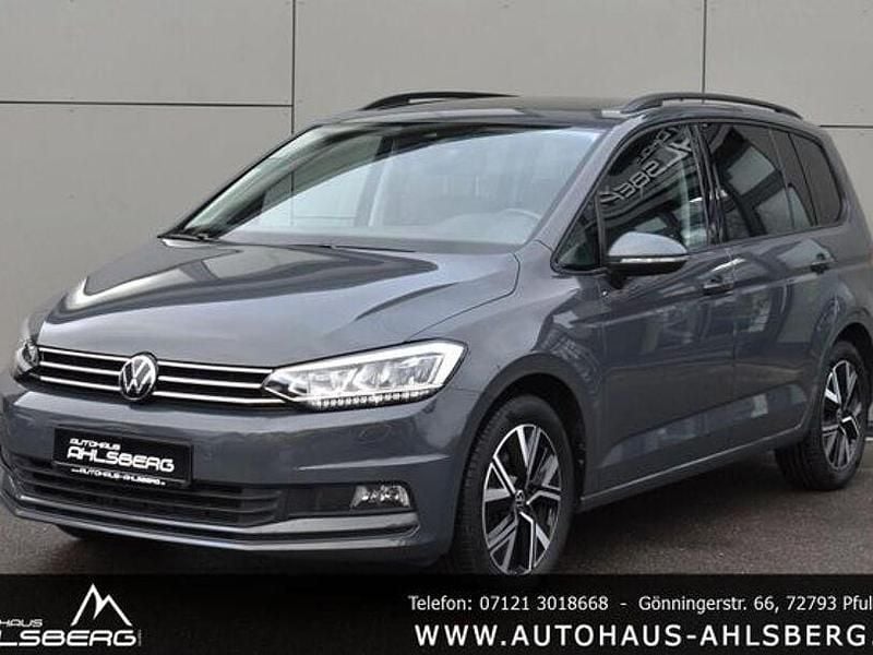Delfingrau Gebraucht 2023 VW Touran Comfortline Van / Kleinbus | 31.900 € (Fairer Preis) - Bild 1/4
