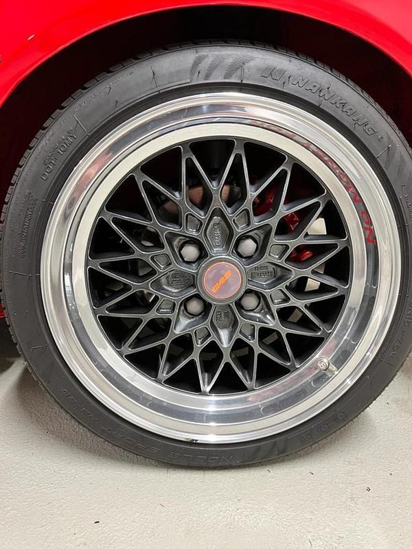 Gebraucht VW Polo 160 PS (117 kW) 1992 Rot Coupé