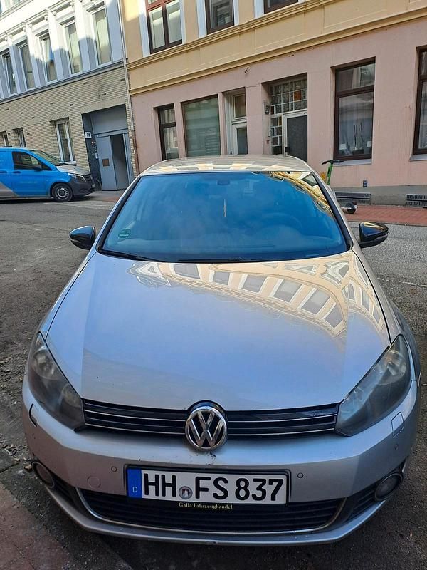 Gebraucht VW Golf VI 105 PS (77 kW) 2011 Silber Kleinwagen