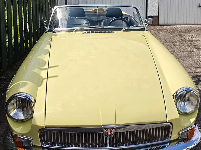 Gebraucht MG B 95 PS (69 kW) 1964 Gelb Cabrio