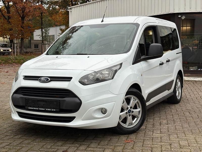 Weiß Gebraucht 2015 Ford Tourneo Connect Ambiente Van / Kleinbus | 5.999 € (Fairer Preis) - Bild 1/4