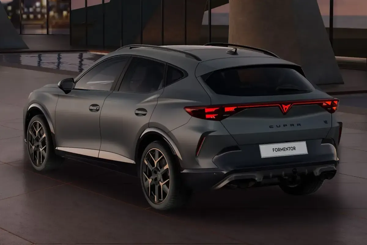 Gebraucht Cupra Formentor VZ 333 PS (244 kW) 2024 Blau SUV