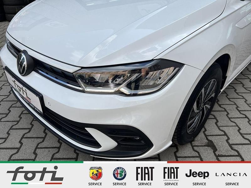 Gebraucht VW Polo Life 95 PS (69 kW) 2021 Pure white Kleinwagen