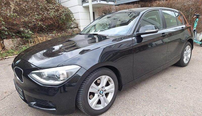 Gebraucht BMW 116 136 PS (100 kW) 2011 Schwarz Kleinwagen