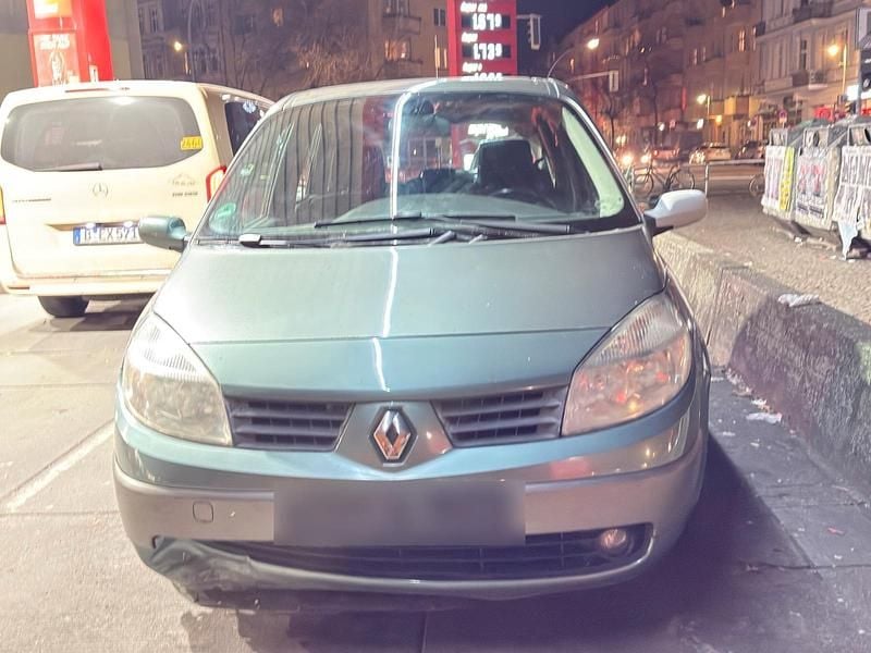 Grün Gebraucht 2005 Renault Scénic Van / Kleinbus | 1.500 € (Guter Preis) - Bild 1/4