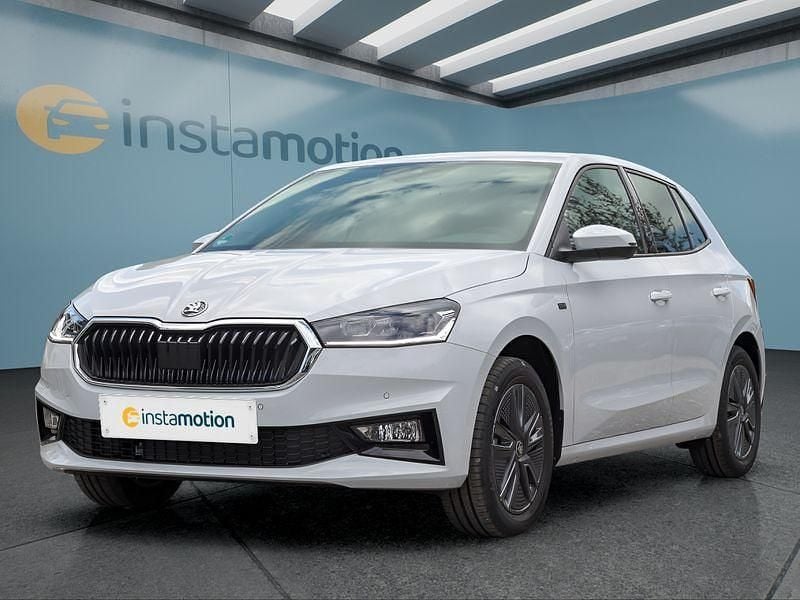 Weiß Gebraucht 2025 Skoda Fabia Limousine | 20.599 € (Fairer Preis) - Bild 1/4