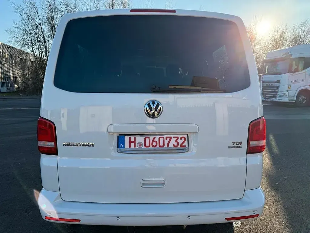 Second-hand VW T5 140 CP (102 kW) 2014 Alb Van