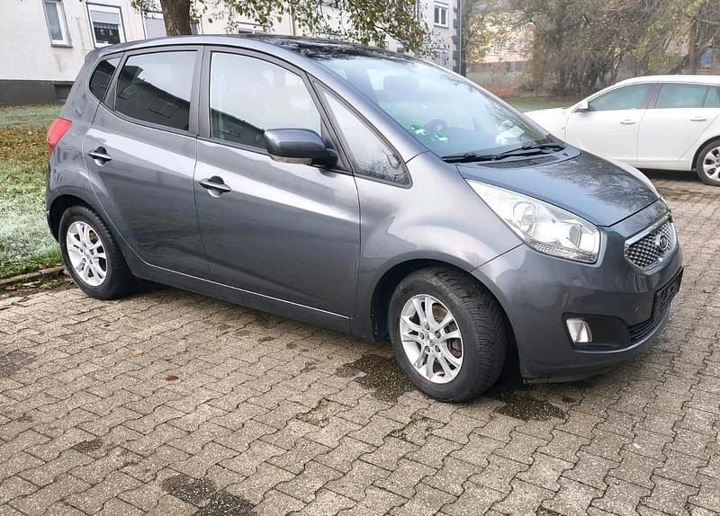 Braun Gebraucht 2010 Kia Venga Kleinwagen | 6.250 € (Fairer Preis) - Bild 1/4