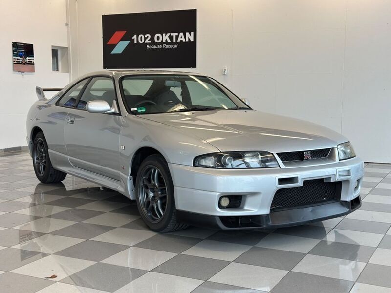 Silber Gebraucht 1995 Nissan Skyline GT Coupé | 53.998 € - Bild 1/4