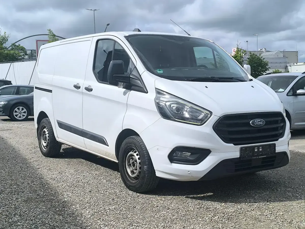 Gebraucht Ford Transit Custom 108 PS (79 kW) 2020 Weiß Van / Kleinbus