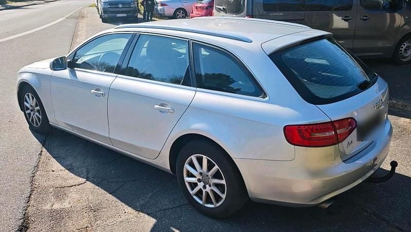 Second-hand Audi A4 170 CP (125 kW) 2013 Argintiu Break