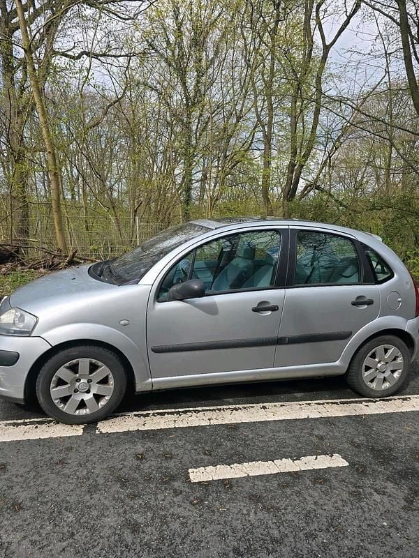 Gebraucht Citroën C3 75 PS (55 kW) 2003 Silber Kleinwagen