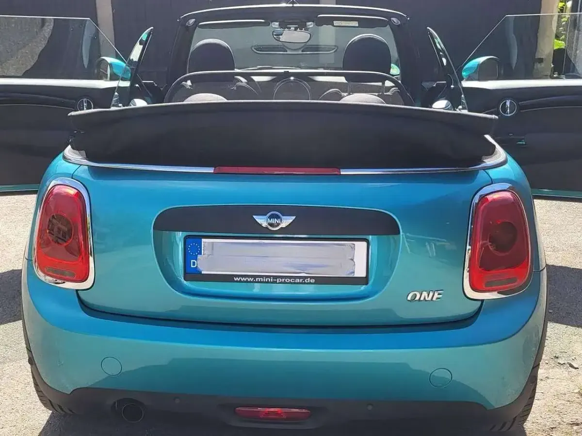 Gebraucht Mini One Cabriolet 102 PS (75 kW) 2018 Blau Cabrio