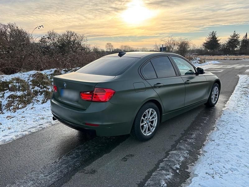 Gebraucht BMW 316 Efficient Dynamics 136 PS (100 kW) 2015 Andere farben Limousine