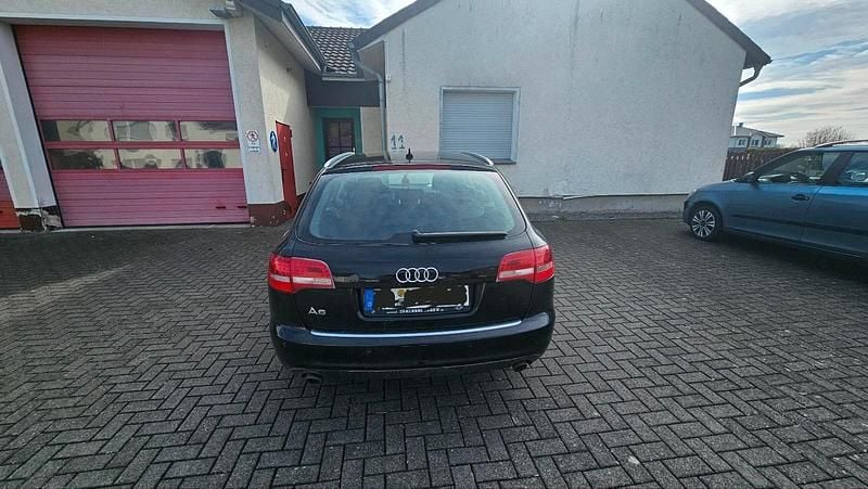 Gebraucht Audi A6 170 PS (125 kW) 2010 Schwarz Kombi