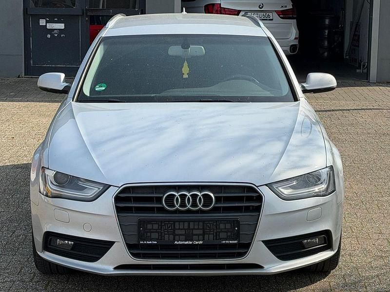 Gebraucht Audi A4 Ambiente 143 PS (105 kW) 2012 Silber Kombi