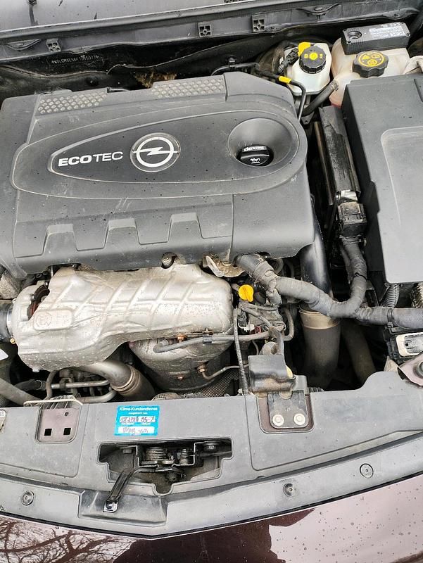 Gebraucht Opel Insignia 140 PS (102 kW) 2015 Braun Kombi