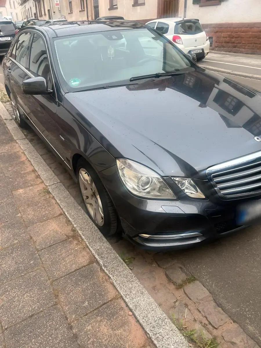 Gebraucht Mercedes E350 292 PS (214 kW) 2010 Limousine