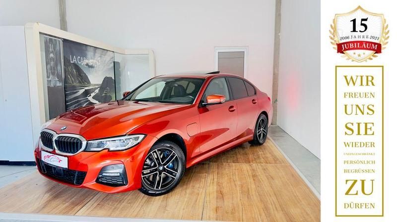 Gebraucht BMW 330e M Sport 184 PS (135 kW) 2020 Orange Limousine