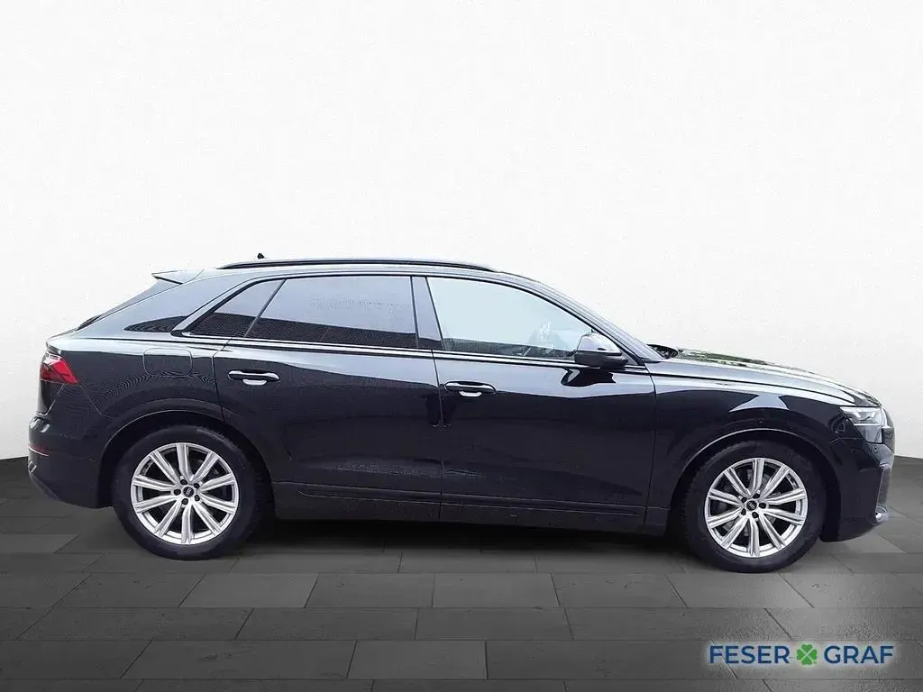 Gebraucht Audi Q8 Ambiente 286 PS (210 kW) 2025 Mythosschwarz metallic SUV
