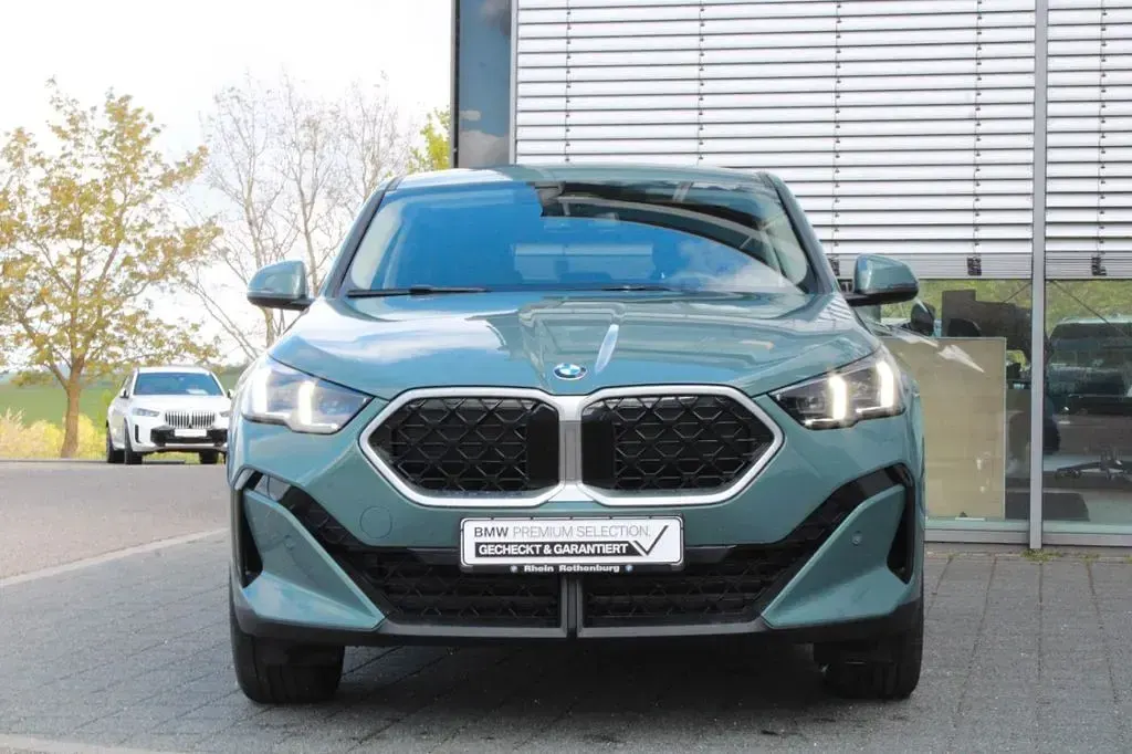 Używany BMW X2 163 KM (119 kW) 2025 Zielony SUV