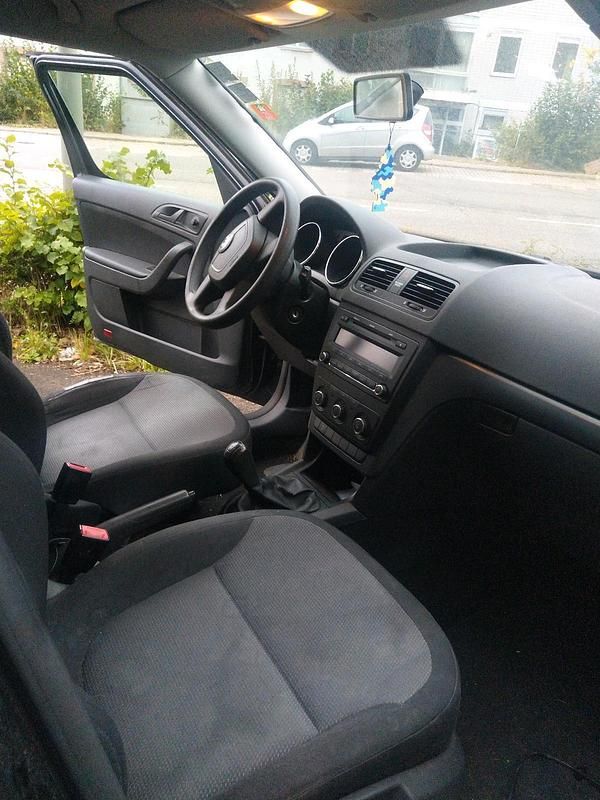 Gebraucht Skoda Yeti 123 PS (90 kW) 2011 Schwarz SUV