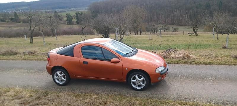 Gebraucht Opel Tigra 107 PS (78 kW) 1995 Orange Coupé