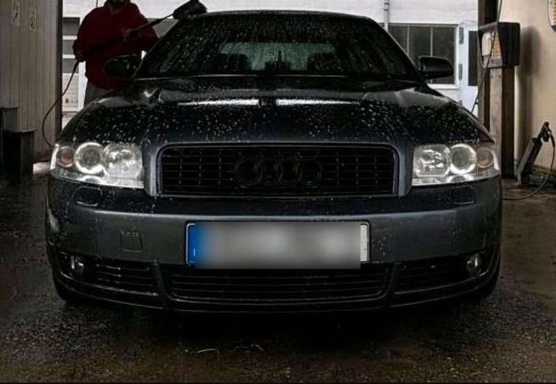 Gebraucht Audi A4 131 PS (96 kW) 2001 Grau Limousine