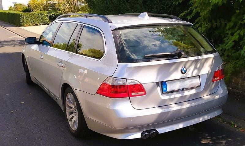 Gebraucht BMW 535 272 PS (200 kW) 2006 Silber Kombi