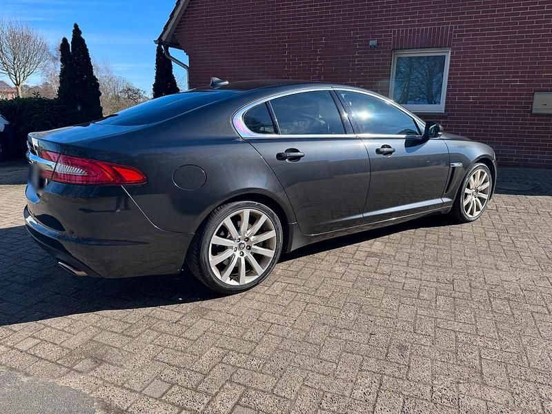 Gebraucht Jaguar XF 275 PS (202 kW) 2013 Schwarz Limousine