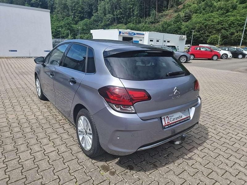 Gebraucht Citroën C4 Shine 131 PS (96 kW) 2017 Grau metallic klarlack Limousine