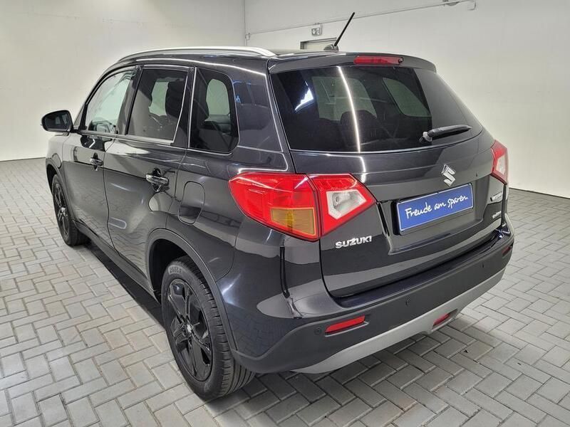 Usata Suzuki Vitara 140 CV (102 kW) 2018 Nero SUV