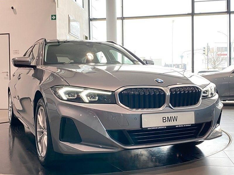 Gebraucht BMW 320 190 PS (139 kW) 2023 Grau Kombi