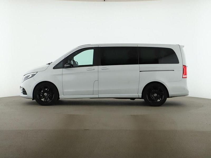 Gebraucht Mercedes V250 Avantgarde 190 PS (139 kW) 2022 Weiß Van / Kleinbus