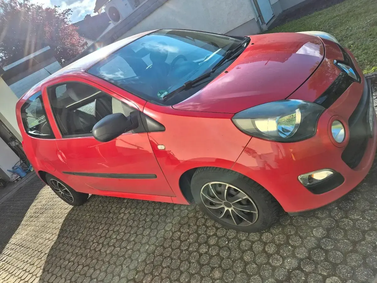 Gebraucht Renault Twingo 75 PS (55 kW) 2013 Rot Kleinwagen