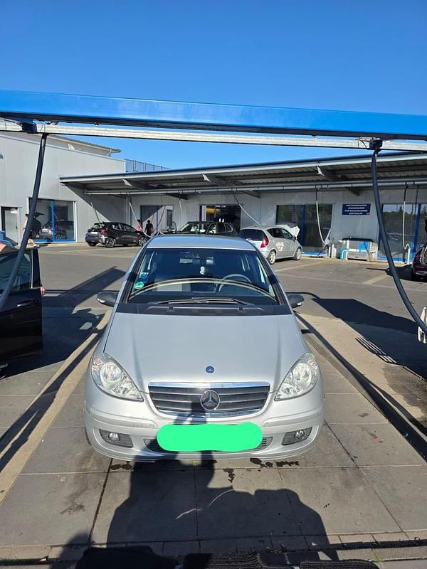Silber Gebraucht 2006 Mercedes A170 Limousine | 2.200 € (Guter Preis) - Bild 1/4