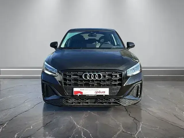 Gebraucht Audi Q2 S-Line 190 PS (139 kW) 2023 Mythosschwarz metallic SUV