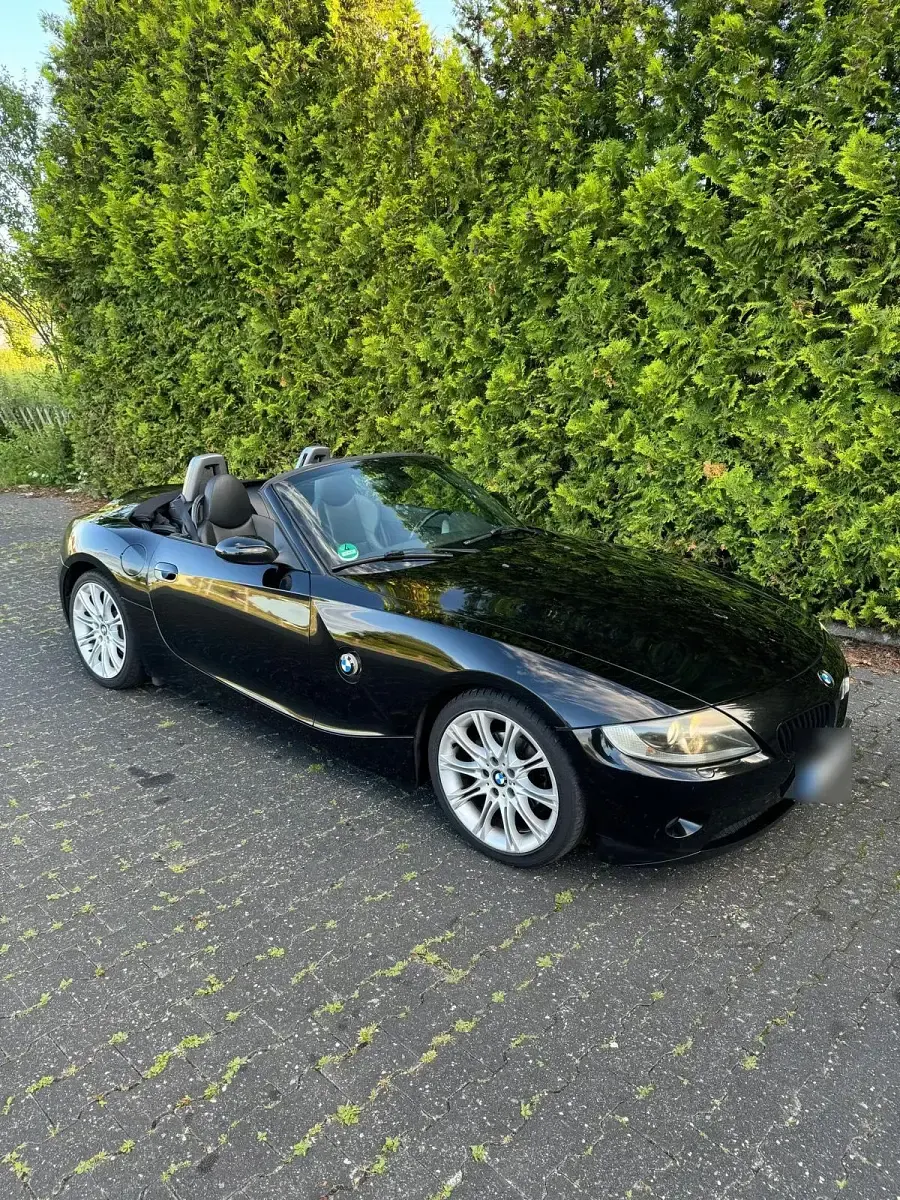 Gebraucht BMW Z4 170 PS (125 kW) 2005 Schwarz Cabrio