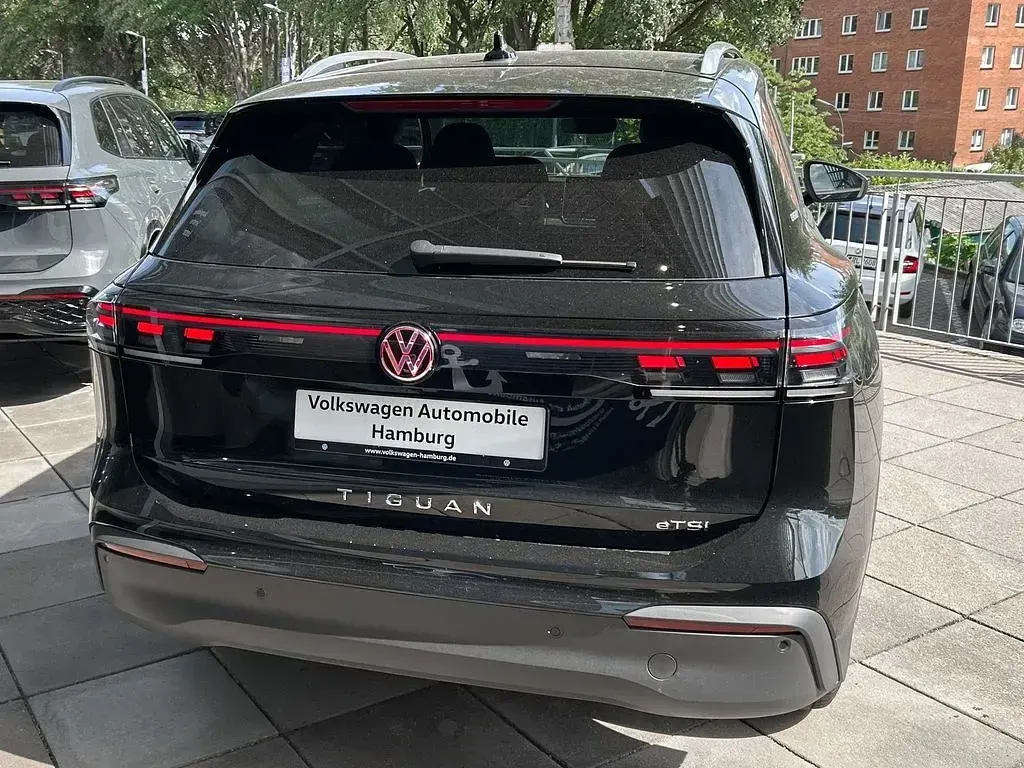 Neu VW Tiguan S 150 PS (110 kW) 2026 Schwarz SUV
