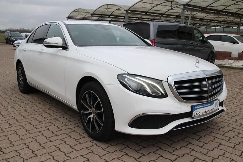 Gebraucht Mercedes E200 Exclusive 184 PS (135 kW) 2016 Weiß Limousine