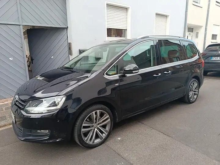 Schwarz Gebraucht 2015 VW Sharan Cup Van / Kleinbus | 14.300 € (Superpreis) - Bild 1/4