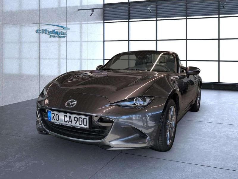 Gebraucht Mazda MX5 Exclusive-Line 132 PS (97 kW) 2025 Machine grey Cabrio