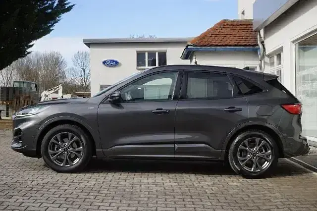 Gebraucht Ford Kuga ST-Line 150 PS (110 kW) 2020 Grau SUV