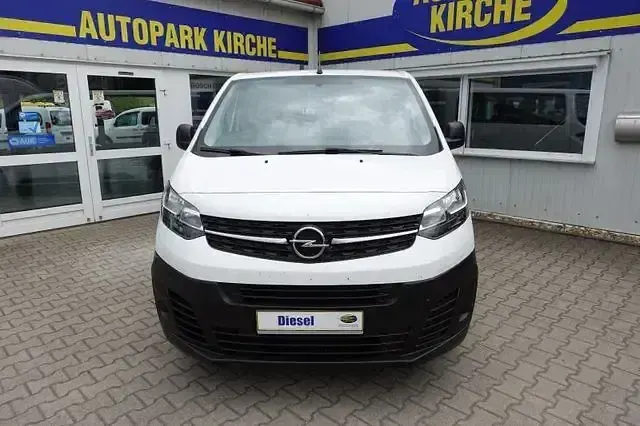 Gebraucht Opel Vivaro-e Combi 120 PS (88 kW) 2021 Andere Van / Kleinbus