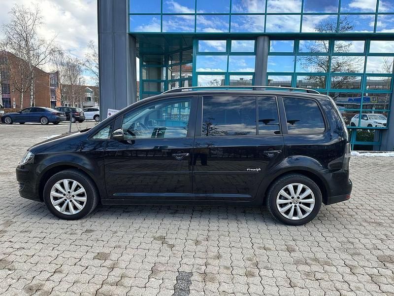 Gebraucht VW Touran Highline 140 PS (102 kW) 2009 Schwarz Van / Kleinbus