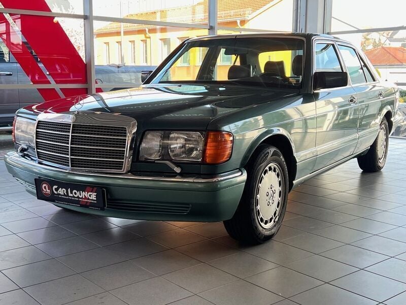 Malachit metallic Gebraucht 1990 Mercedes 300 SE Limousine | 10.999 € - Bild 1/4